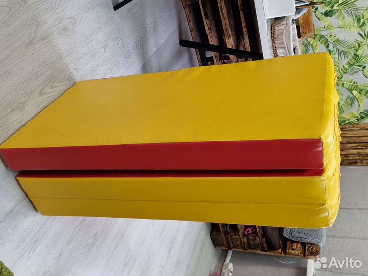 Мат гимнастический