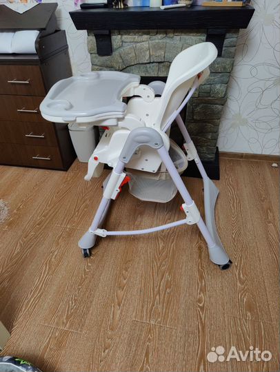 Стульчик для кормления babyton
