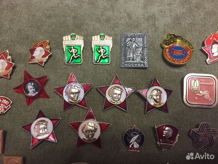 Значки советских времён