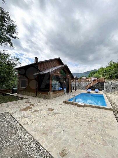 Коттедж 107 м² на участке 6 сот.