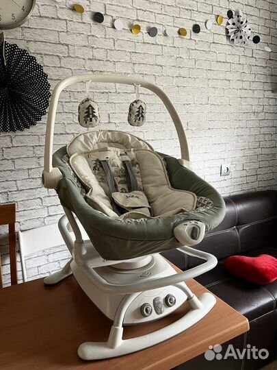 Детские электронные качели Joie