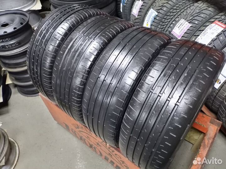 Continental ContiPremiumContact 5 205/55 R16