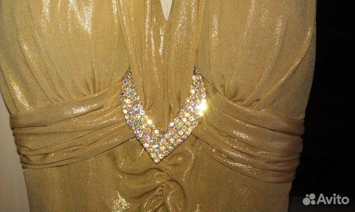 Вечернее платье