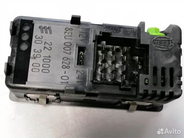 Таймер отопителя Эбершпехер 12 24V трех программны