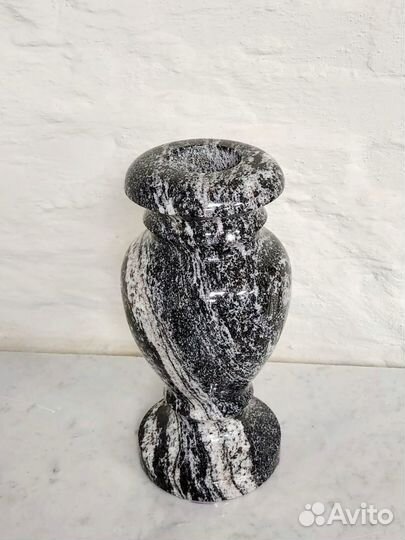 Вазы из гранита, лампады, ангелы