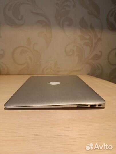 Apple MacBook Air 13 2011