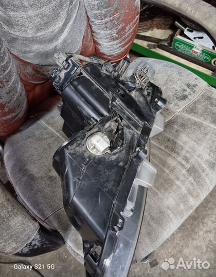 Фара правая mazda 3 bl