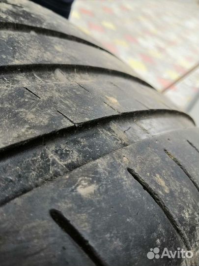 Michelin Pilot Super Sport 255/45 R19