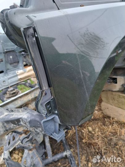 Крыло переднее левое Range Rover Vogue l322