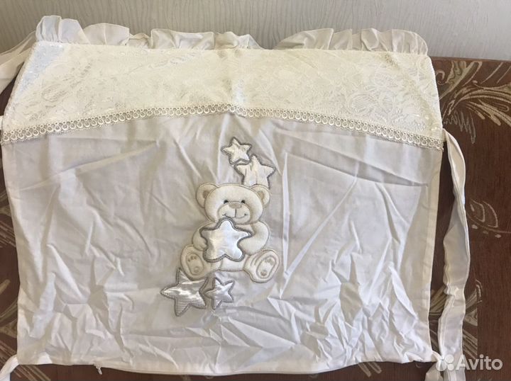 Бортики в кроватку+пододеяльник+балдахин
