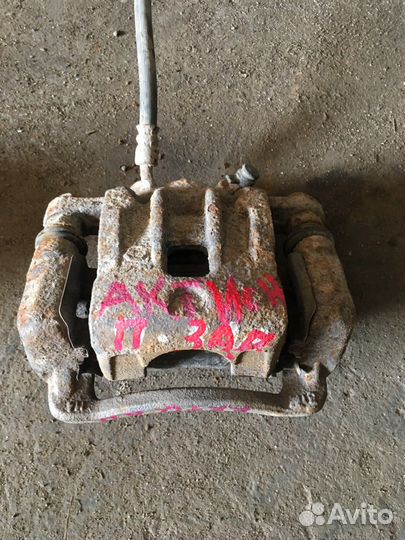 Суппорт задний правый (SsangYong Actyon)