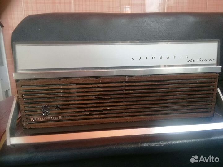 Катушечный магнитофон грюндик