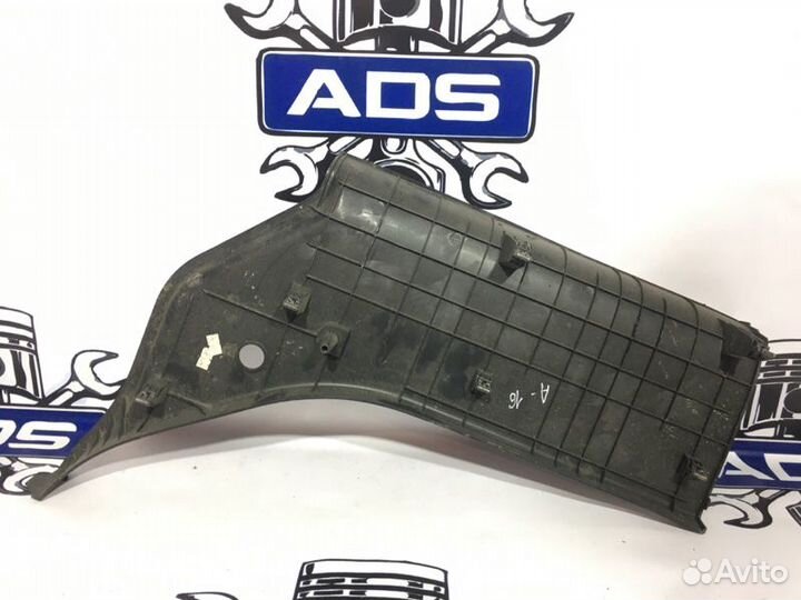 Обшивка стойки задняя правая Ssangyong Actyon