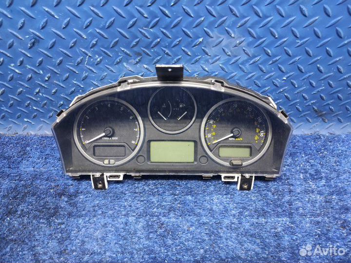 Щиток приборов Land Rover Freelander 2