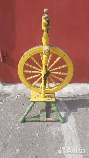Прялка деревянная старинная