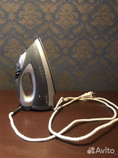 Утюг Vitek б/у