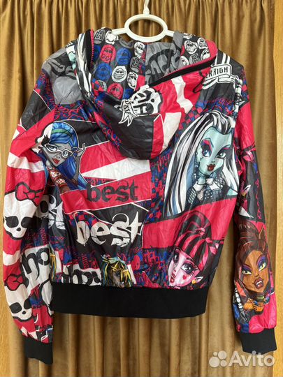 Ветровка для девочки