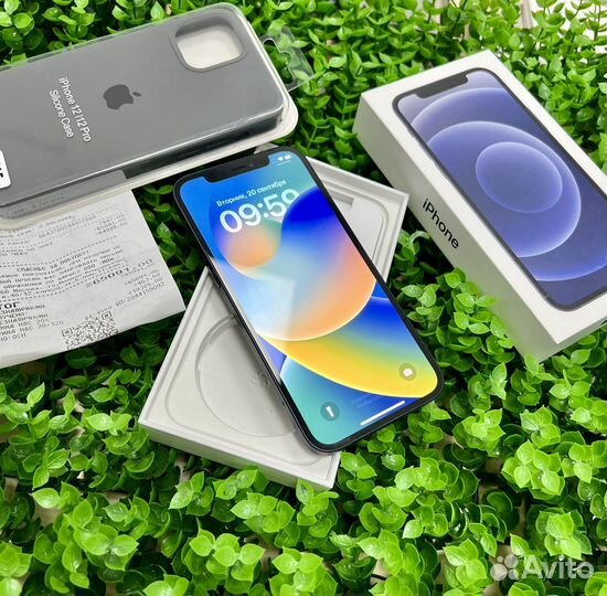 iPhone 12, 64 ГБ
