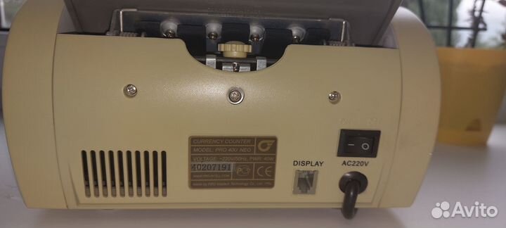 Счетчик банкнот Pro 40 U Neo