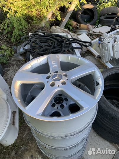 Диски на Mercedes r20 gl164