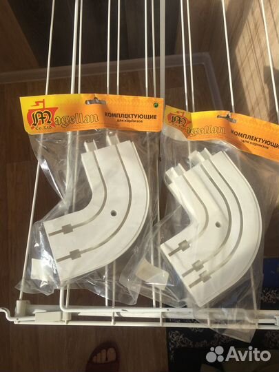 Комплектующие для карнизов