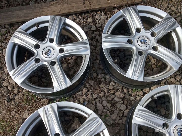 Литые диски r16 на Ниву