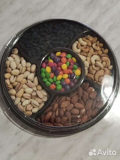 Подарочной набор Орехи и сухофрукты