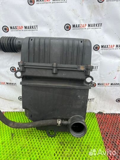 Корпус воздушного фильтра Fiat Albea 2011 1.4
