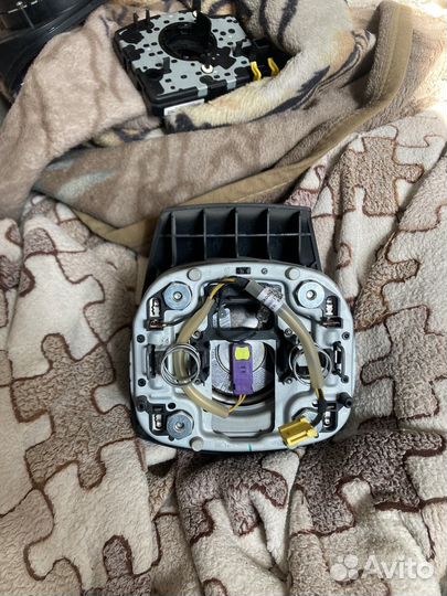 Подушка безопасности в рулевое колесо Skoda superb