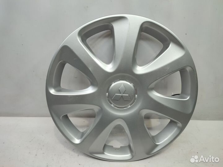 Колпак колеса Mitsubishi Outlander 3 GF 2012