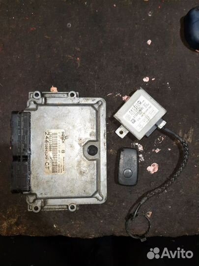 Блок управления двигателем 2.8JTD Фиат Дукато -06