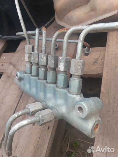 Рампа топливная howo евро 4 в исправном состоянии