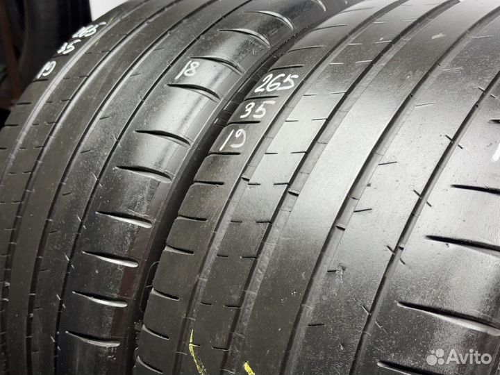 Michelin Pilot Super Sport 265/35 R19