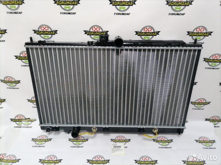 Радиатор охлаждения двигателя Mitsubishi Lancer IX