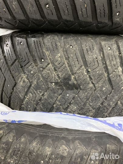 Goodyear Ultragrip Ice Arctic 265/65 R17 112T