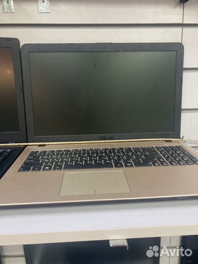 Сп23) Ноутбук Asus D540M