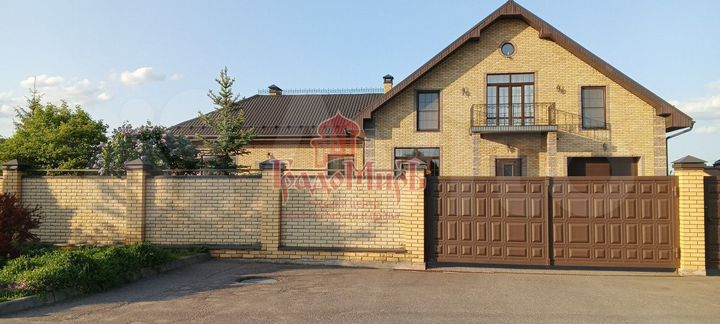 Дом 470 м² на участке 17 сот.