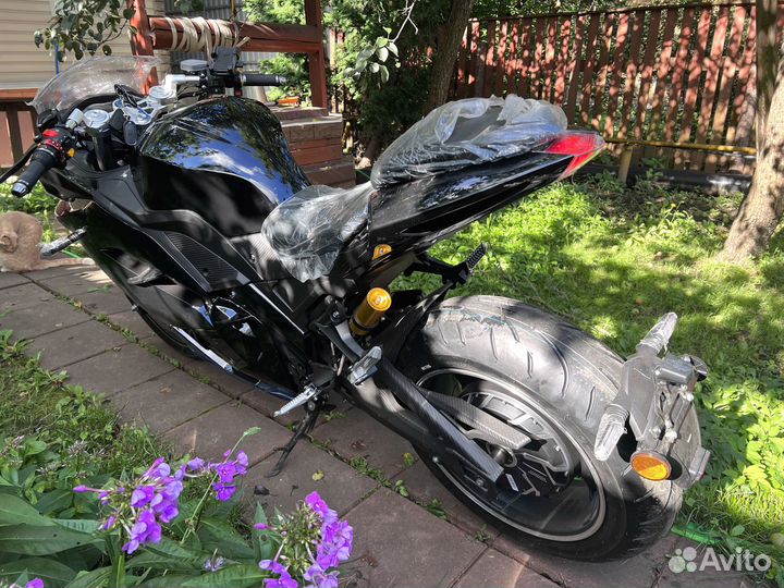 Электромотоцикл 8000 ватт 120 ампер акб