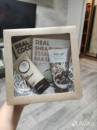 Подарочные боксы корейской косметики