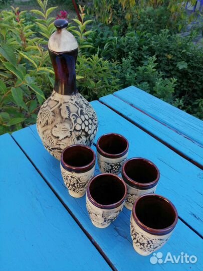 Графин со стаканами