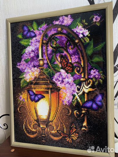 Картина стразами,алмазная мозайка Фонарь в сирени