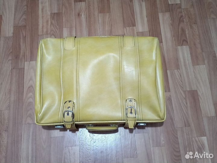 Чемоданы времен СССР