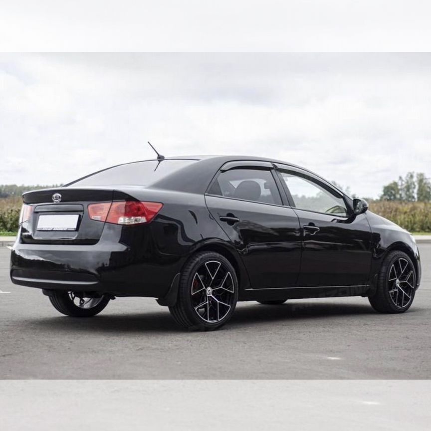 Литые диски Zumbo Wheels 7×R16 4×100