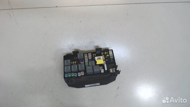 Блок предохранителей Chrysler Town-Country 2008, 2