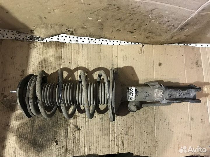 Стойка амортизатора переднего правого lifan Solano