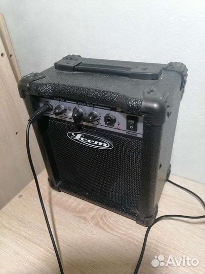 Электро гитара с комбиком