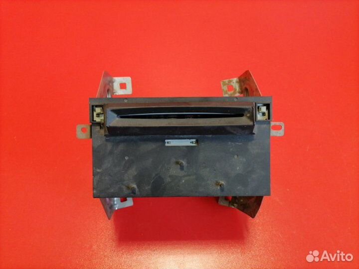 Магнитола Nissan Pathfinder