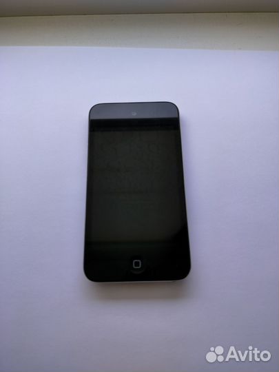 iPod touch 4