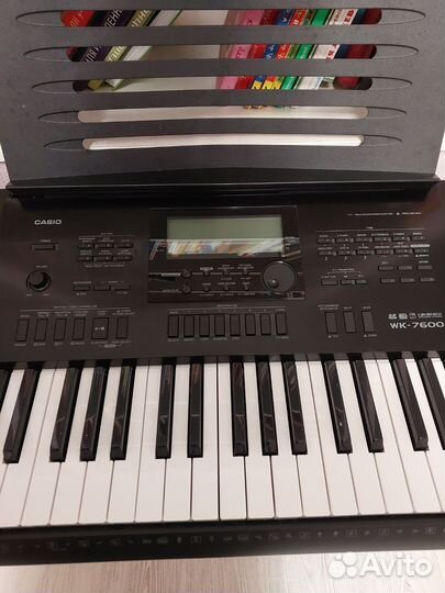 Синтезатор Касио casio WK-7600 в идеальн состоянии