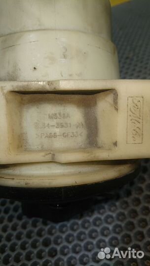 Бачок гур Ford Maverick